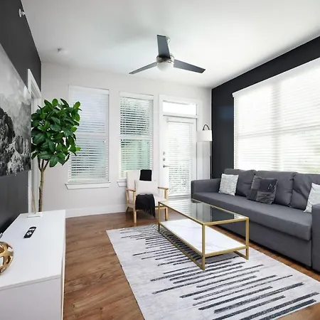 Comfy 2Br-Southtown Near Rvrwalk, Dome & Conv Apartment